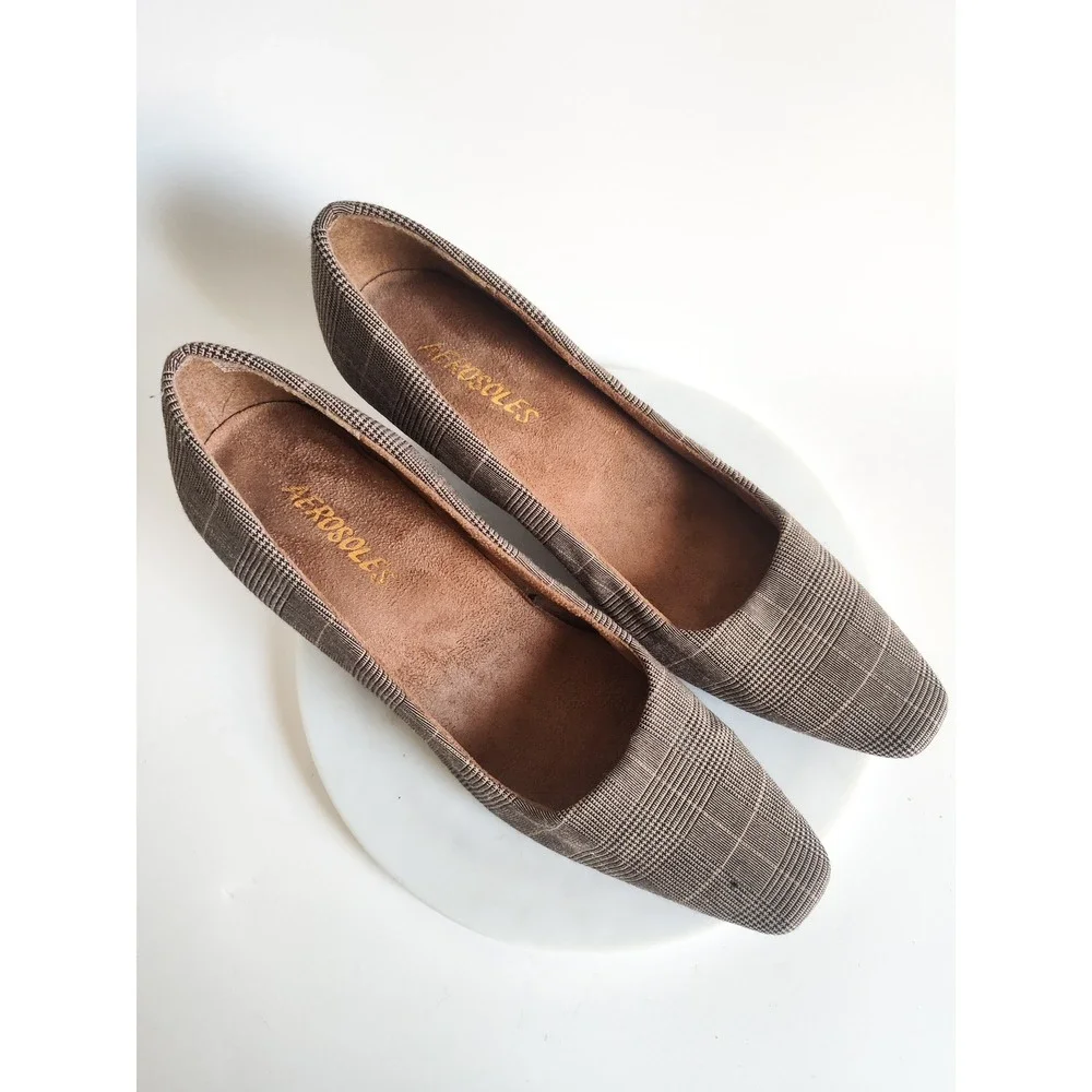 AEROSOLES brand model